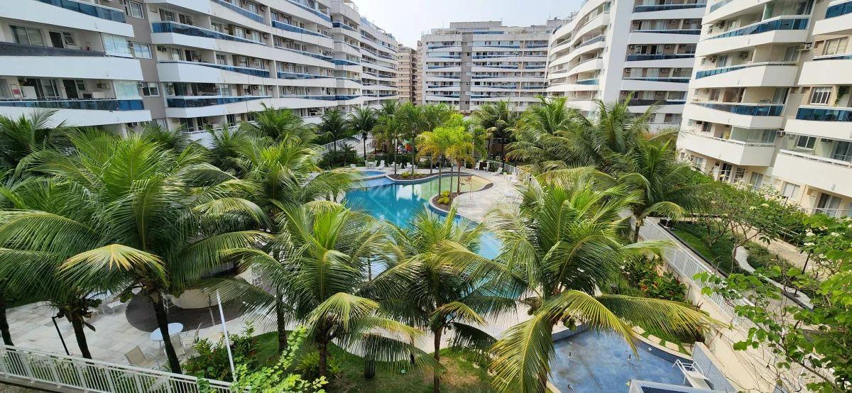 Apartamento à venda, no Condomínio Onda Carioca,  em Rio de Janeiro, Recreio dos Bandeirantes, com 3 quartos, 92m² - Luggare Soluções Imobiliárias