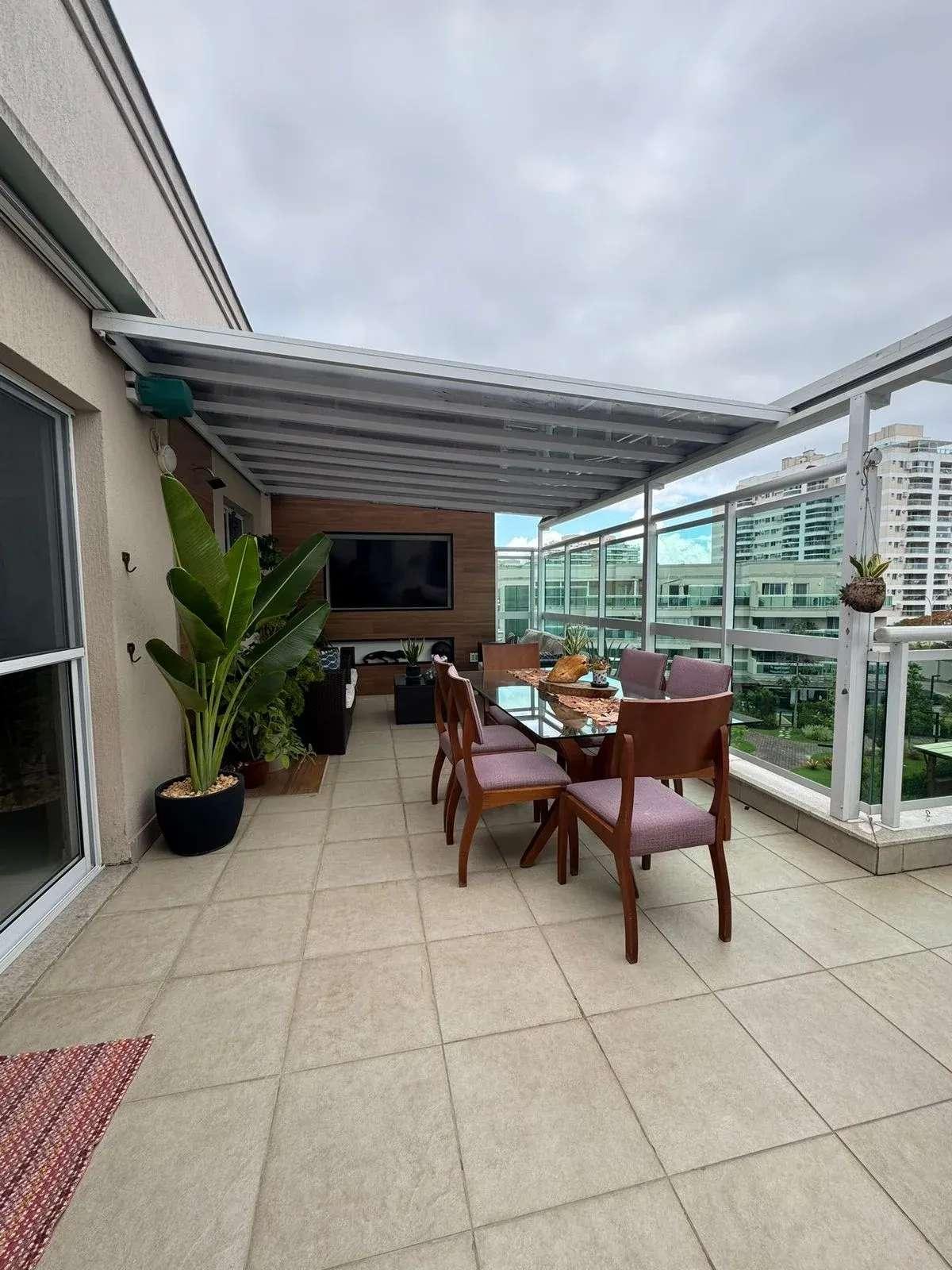 Cobertura Duplex em Condomínio Resort - Luggare Soluções Imobiliárias